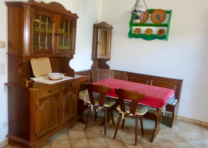 펜션 Rustico In Gambarogno Maggiore *