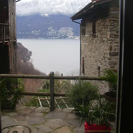 Rustico In Gambarogno Maggiore Gerra (Locarno)